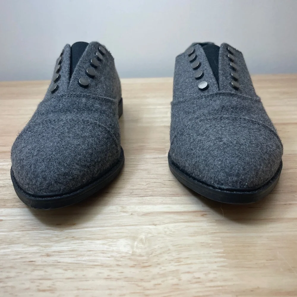Simply Vera Vera Wang Women's Gray Felt Oxford‎ Flat Shoes Size 6.5 Medium